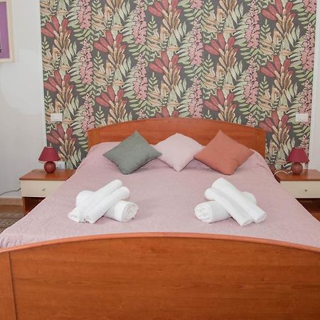 Victoria Suite Casa Vacanza Taranto Luaran gambar