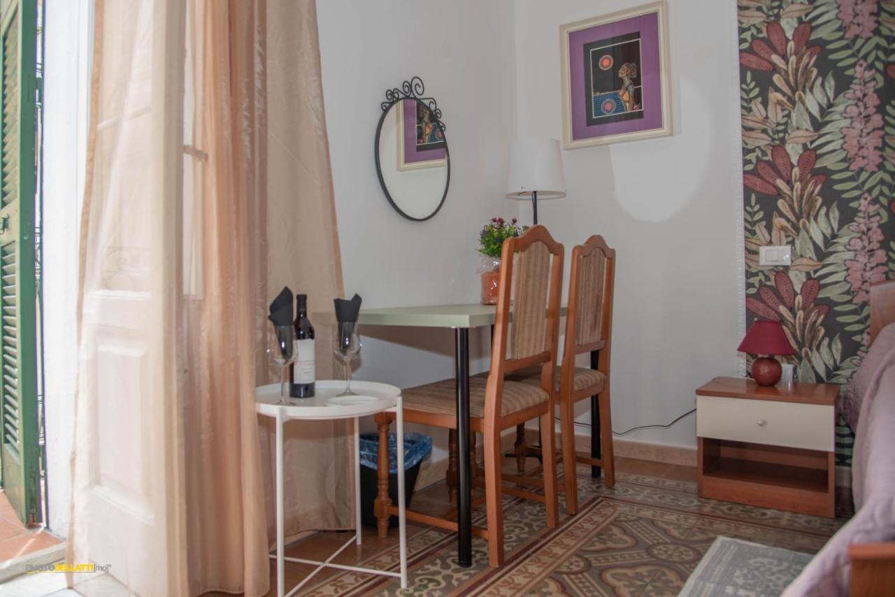 Victoria Suite Casa Vacanza Taranto Luaran gambar