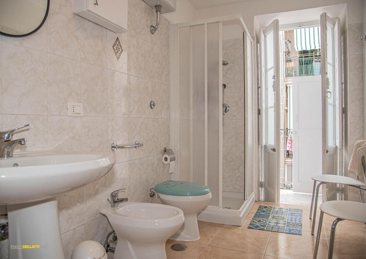 Victoria Suite Casa Vacanza Taranto Luaran gambar